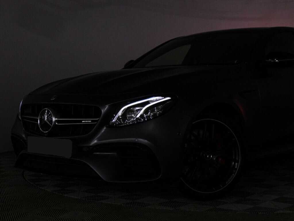 Mercedes-Benz E-Класс AMG 2018 года с пробегом. Фото: #32