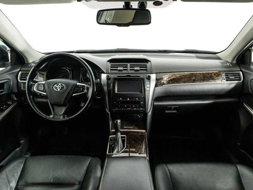 Toyota Camry 2016 года с пробегом. Фото: #12