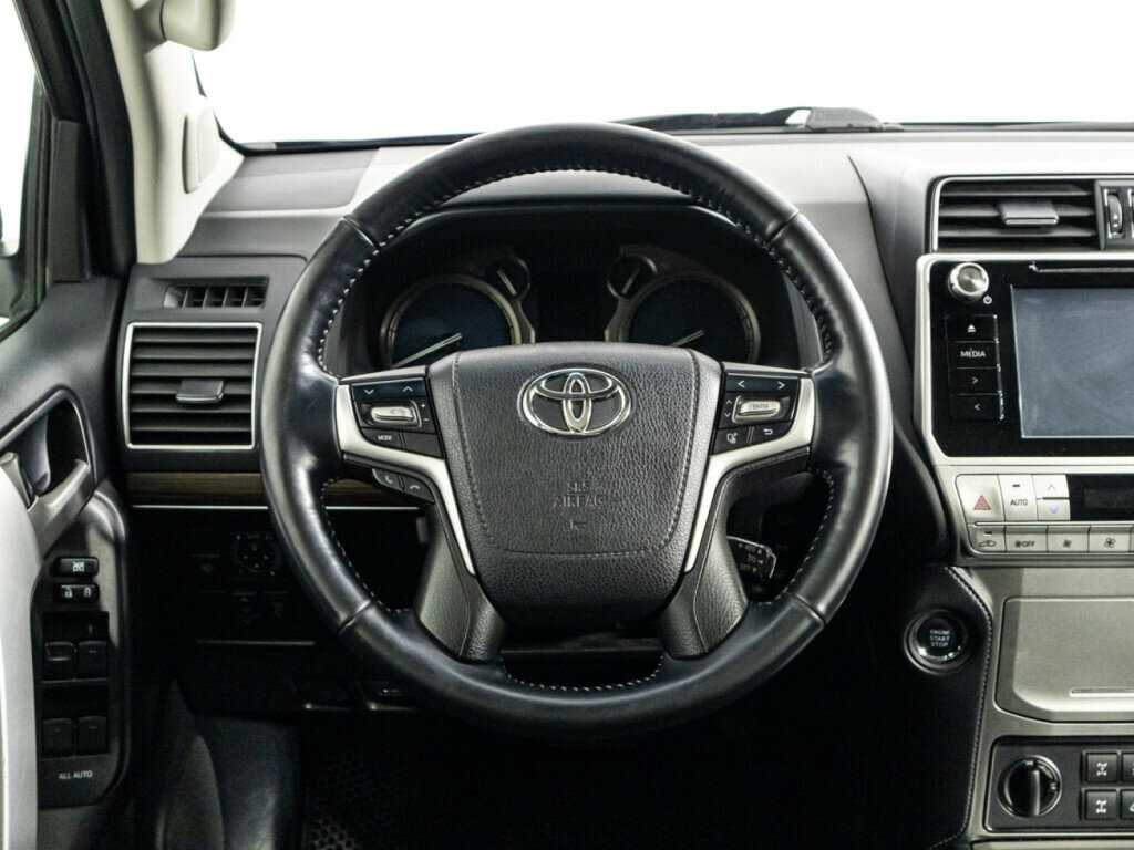 Toyota Land Cruiser Prado 2018 года с пробегом. Фото: #20