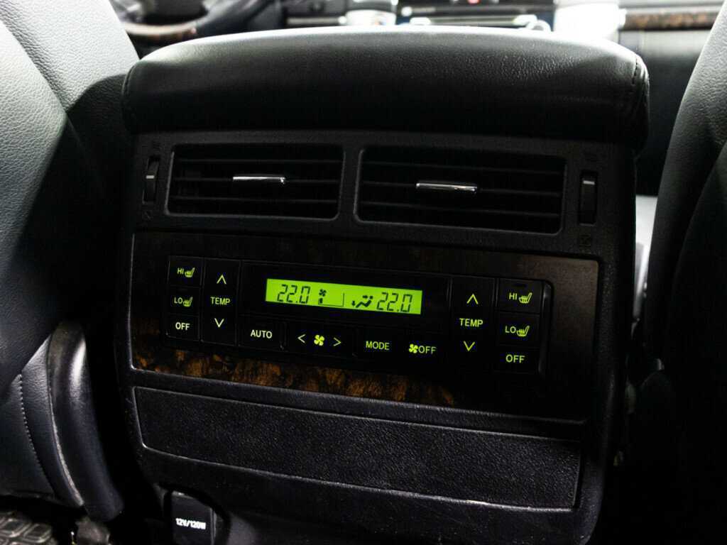 Toyota Land Cruiser 2013 года с пробегом. Фото: #28