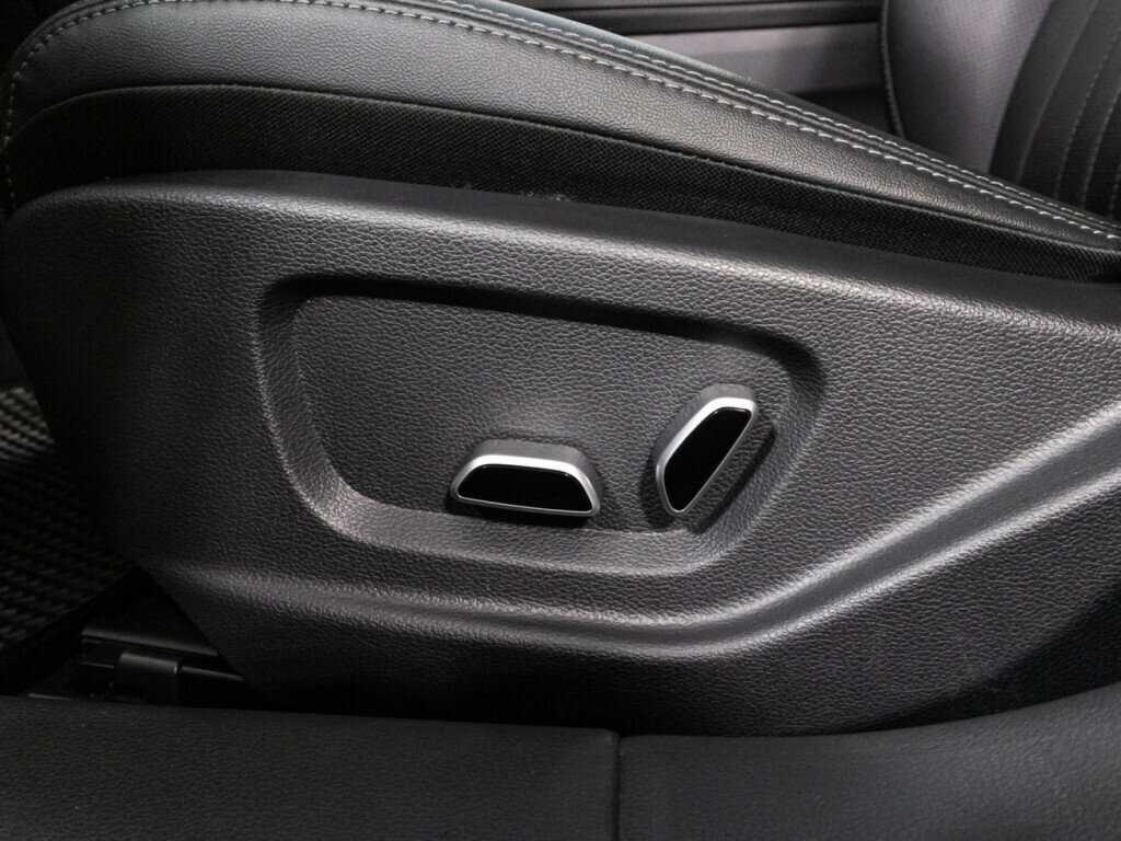 Hongqi H5 2023 года с пробегом. Фото: #16