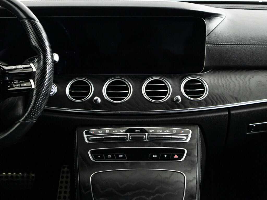 Mercedes-Benz E-Класс 2020 года с пробегом. Фото: #13