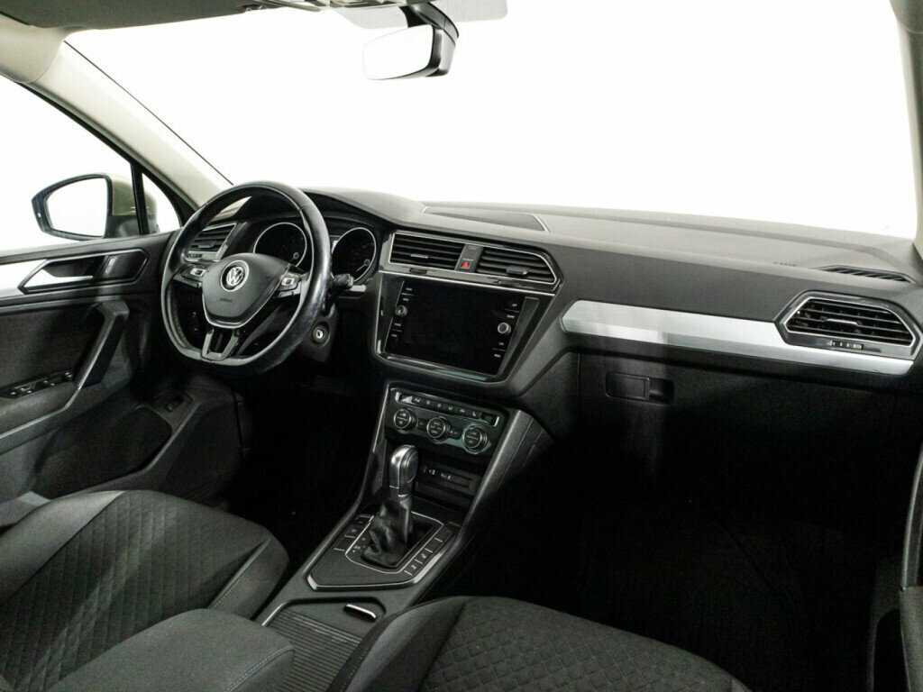 Volkswagen Tiguan 2017 года с пробегом. Фото: #8