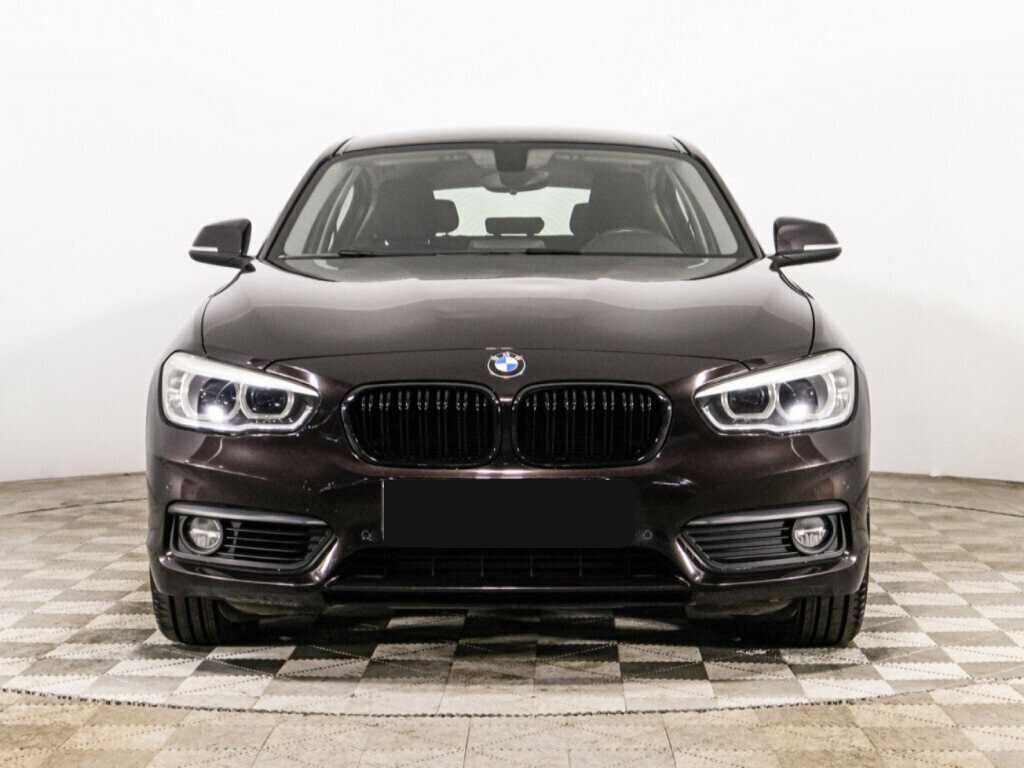 BMW 1 серии 2017 года с пробегом. Фото: #1