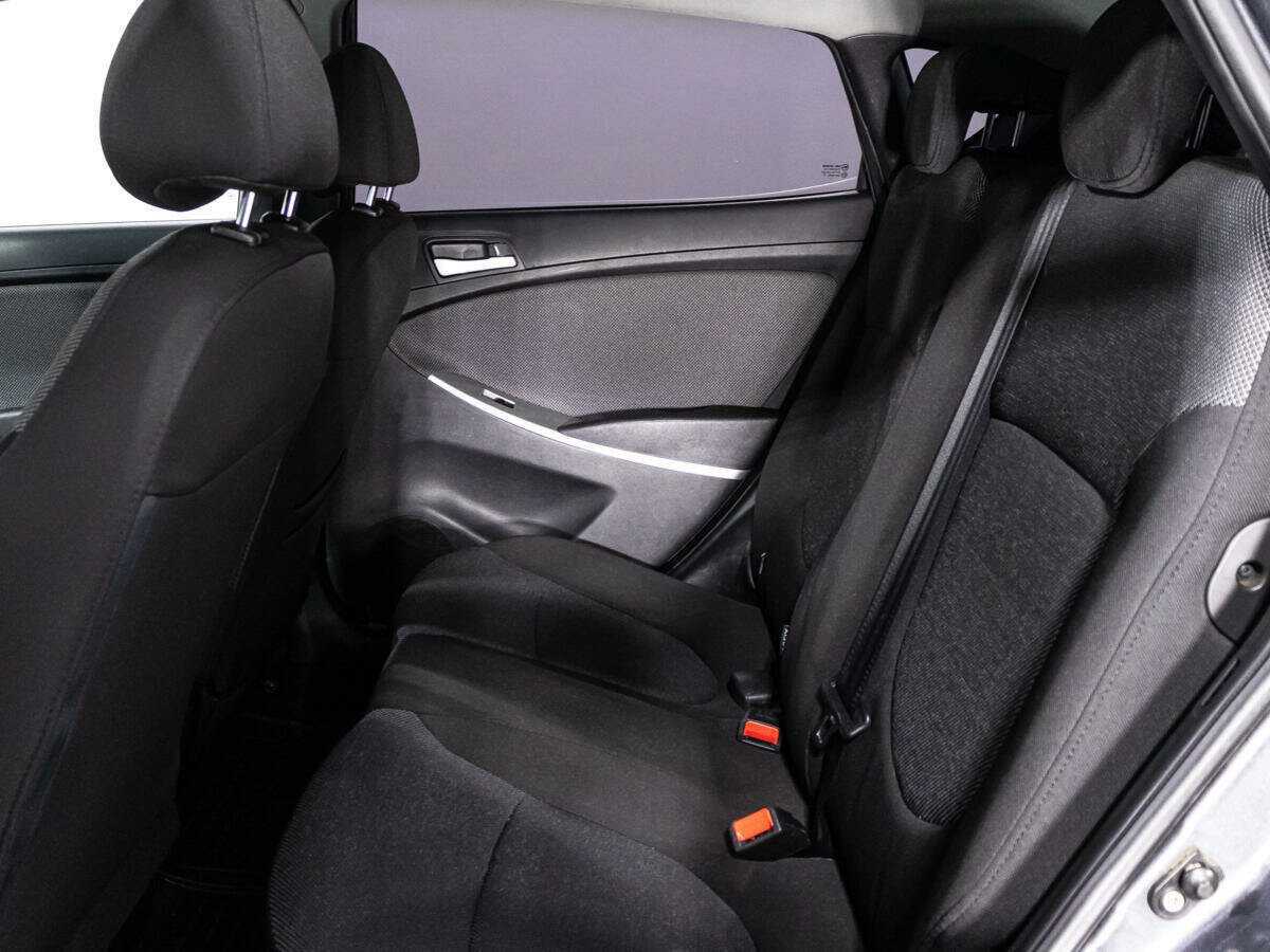 Hyundai Solaris 2011 года с пробегом. Фото: #9