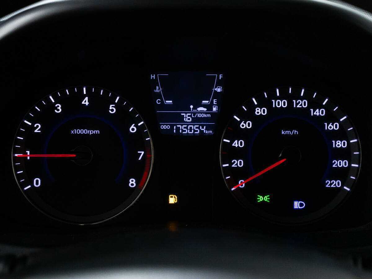 Hyundai Solaris 2011 года с пробегом. Фото: #11