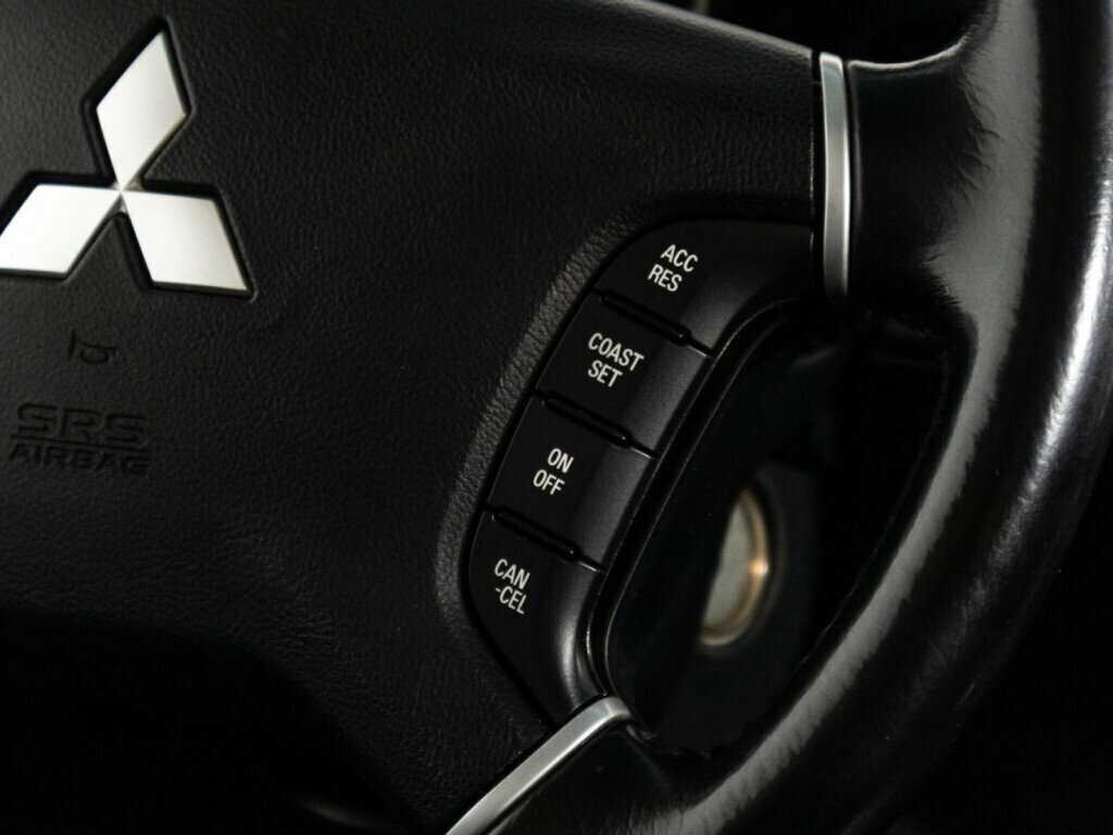 Mitsubishi Pajero 2014 года с пробегом. Фото: #18