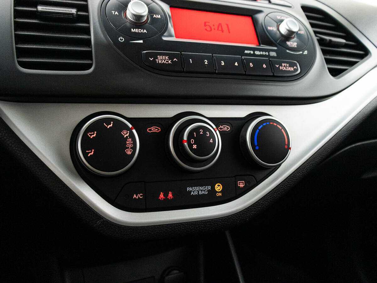 Б/У Киа Пиканто 2013 года. Фото: #14