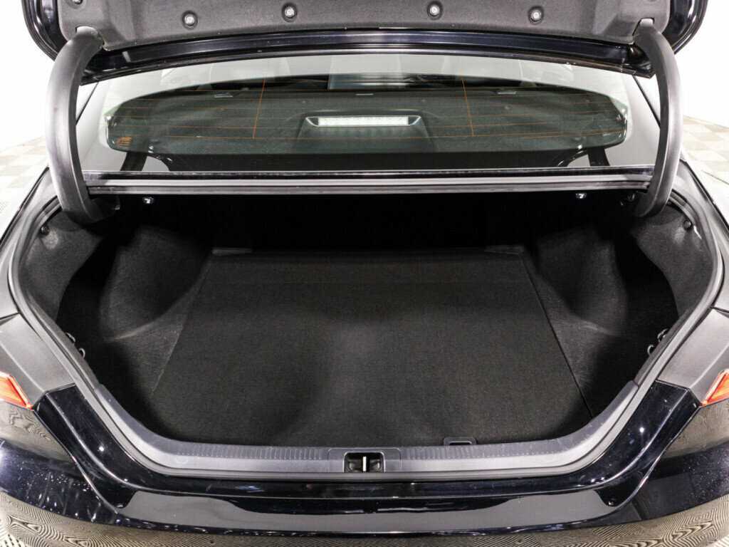 Toyota Camry 2021 года с пробегом. Фото: #14