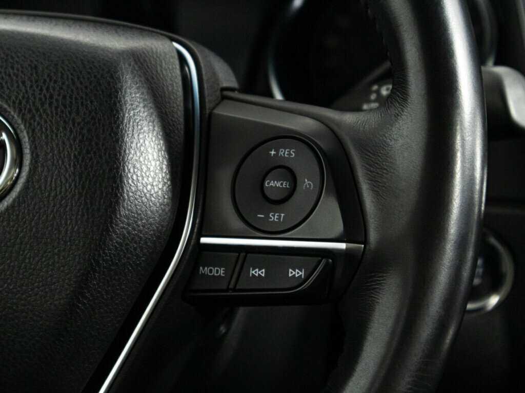 Toyota Camry 2021 года с пробегом. Фото: #20