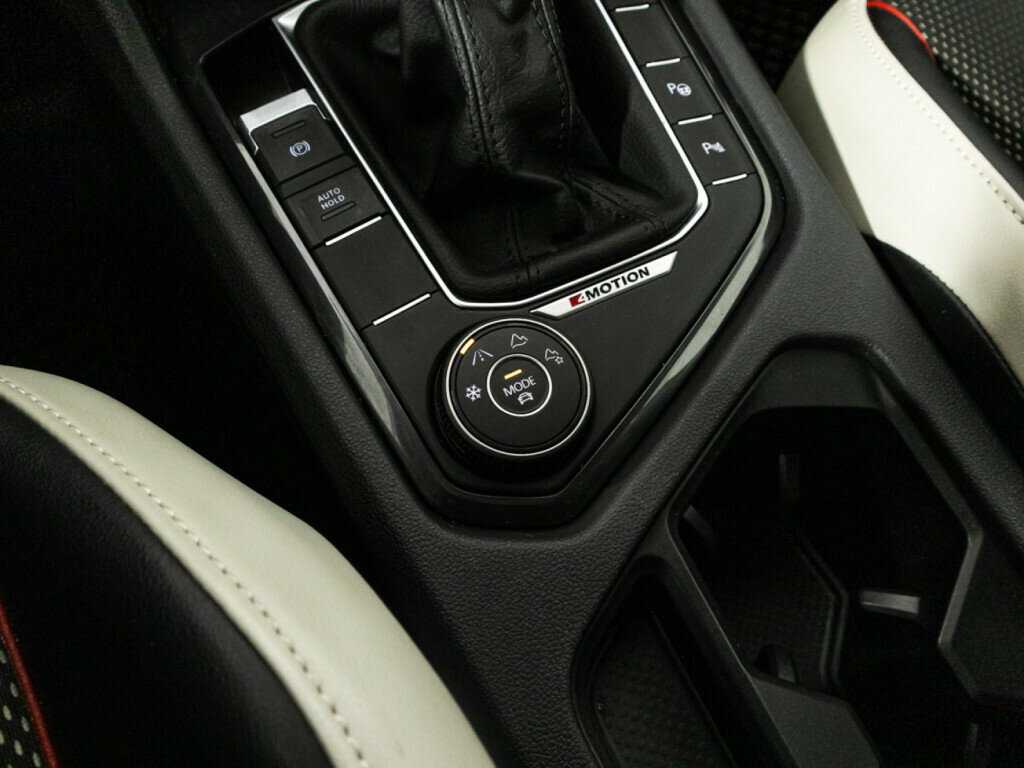 Volkswagen Tiguan 2021 года с пробегом. Фото: #18