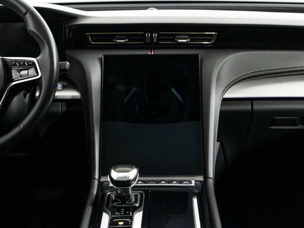 Hongqi H5 2023 года с пробегом. Фото: #13