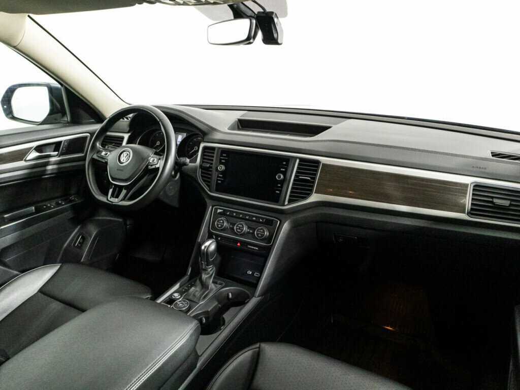 Volkswagen Teramont 2019 года с пробегом. Фото: #8