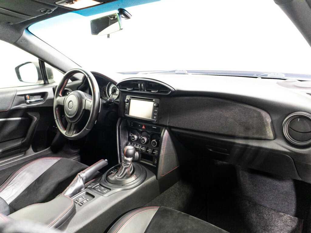 Toyota GT86 2012 года с пробегом. Фото: #8