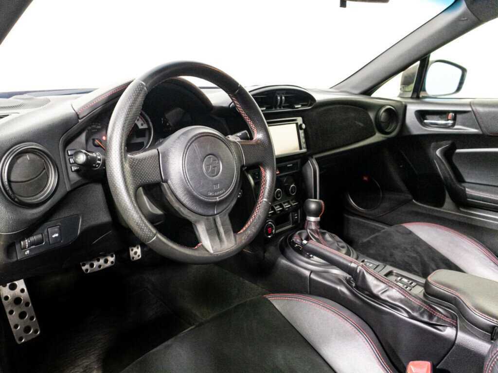 Toyota GT86 2012 года с пробегом. Фото: #10