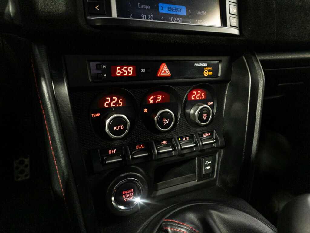 Toyota GT86 2012 года с пробегом. Фото: #14