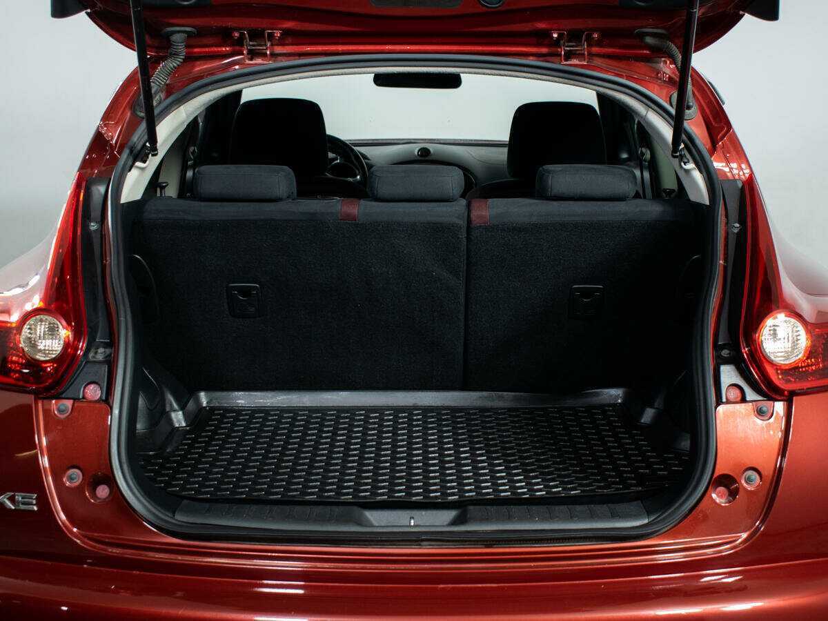 Nissan Juke 2011 года с пробегом. Фото: #11