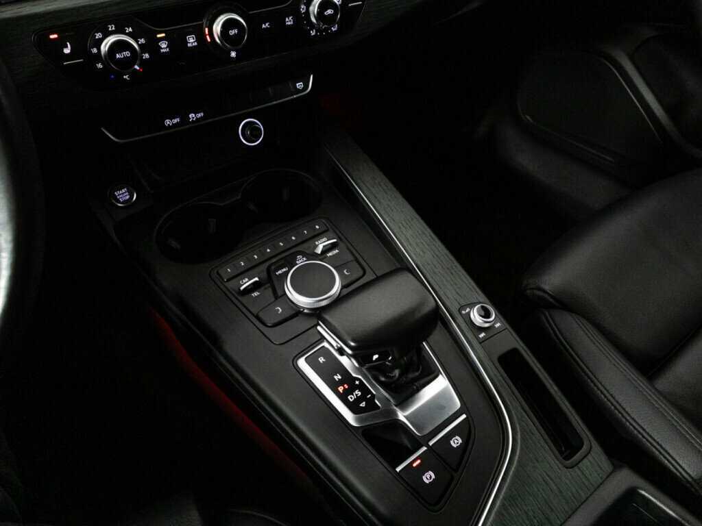 Audi A4 2017 года с пробегом. Фото: #17