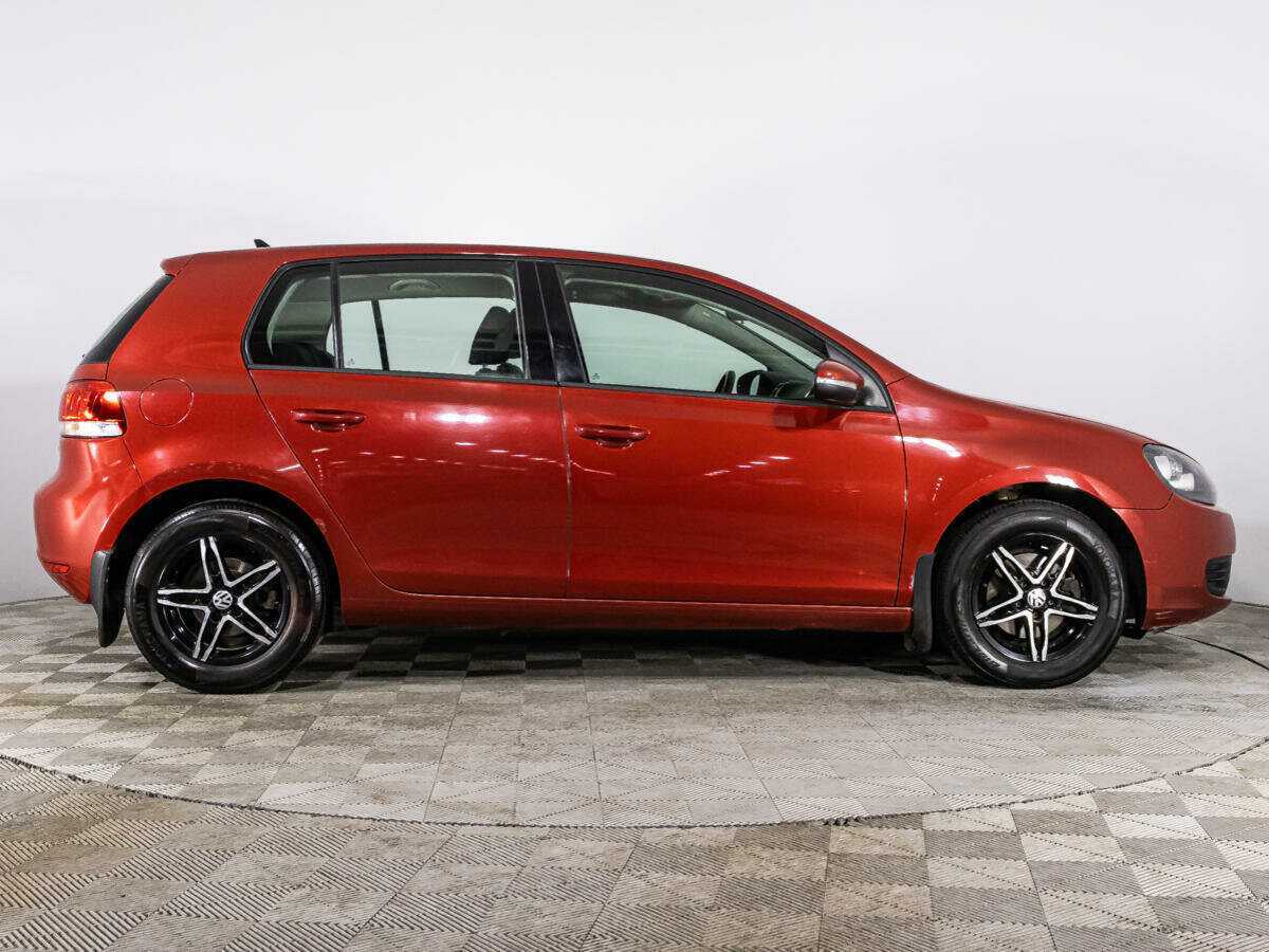 Volkswagen Golf 2011 года с пробегом. Фото: #3