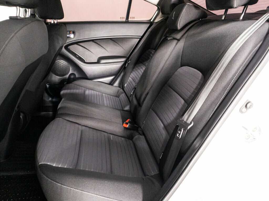 Б/У Киа Церато 2017 года. Фото: #8