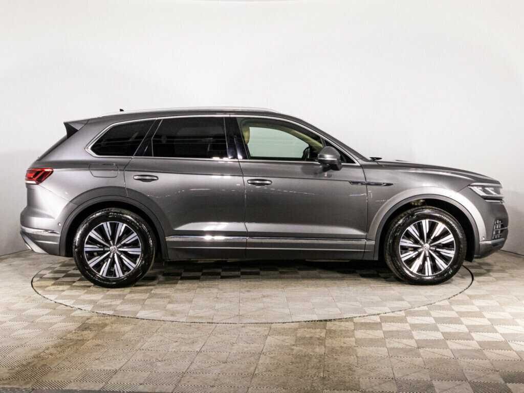 Volkswagen Touareg 2020 года с пробегом. Фото: #3