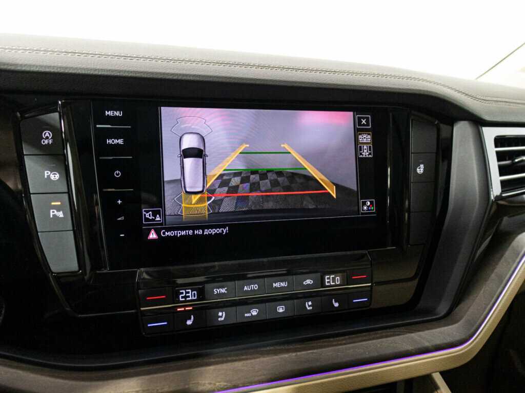 Volkswagen Touareg 2020 года с пробегом. Фото: #17
