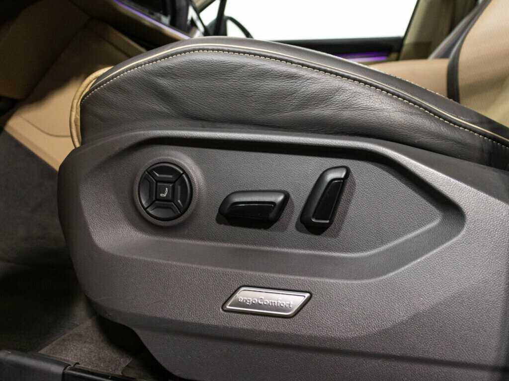 Volkswagen Touareg 2020 года с пробегом. Фото: #23