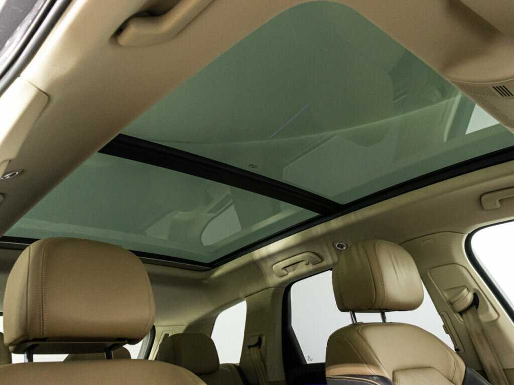 Volkswagen Touareg 2020 года с пробегом. Фото: #24