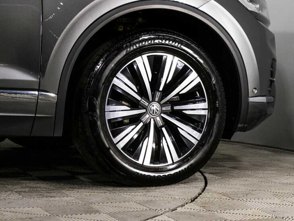 Volkswagen Touareg 2020 года с пробегом. Фото: #28