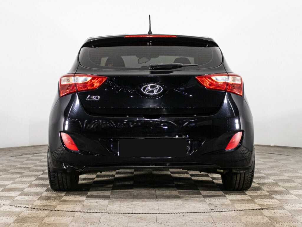 Б/У Хендай ай30 2013 года. Фото: #5