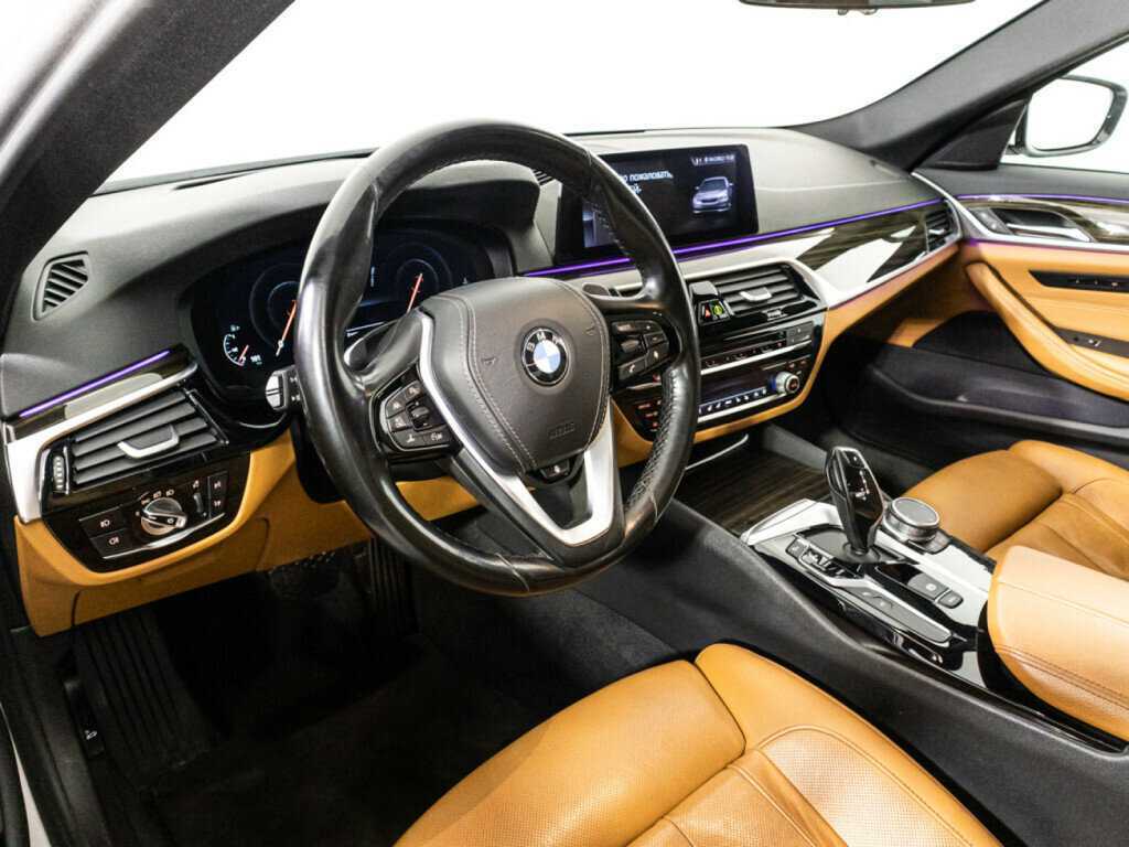 BMW 5 серии 2019 года с пробегом. Фото: #10