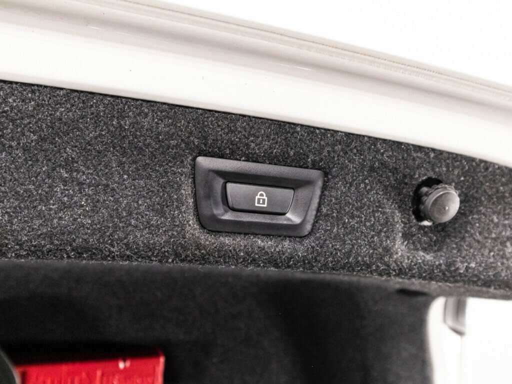 BMW 5 серии 2019 года с пробегом. Фото: #14