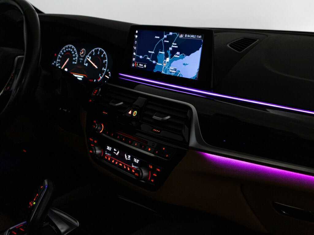 BMW 5 серии 2019 года с пробегом. Фото: #32