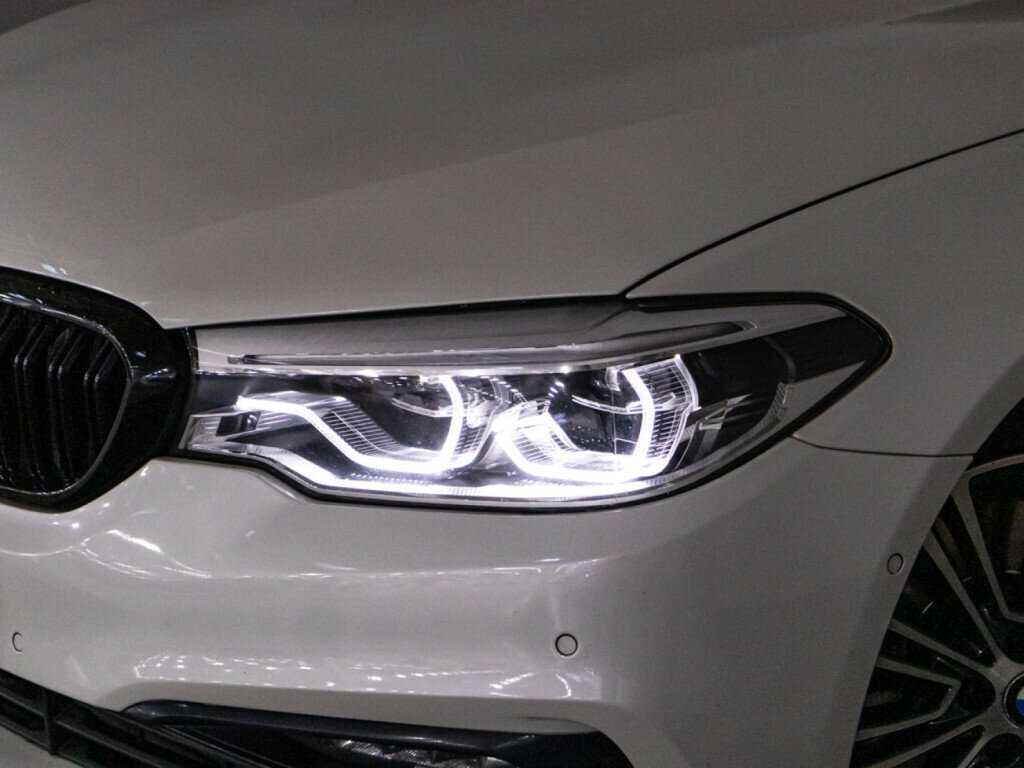 BMW 5 серии 2019 года с пробегом. Фото: #36