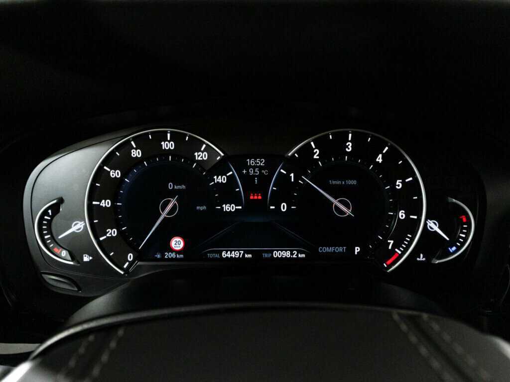 BMW 5 серии 2019 года с пробегом. Фото: #11