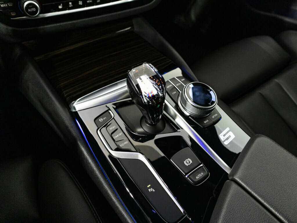 BMW 5 серии 2019 года с пробегом. Фото: #18
