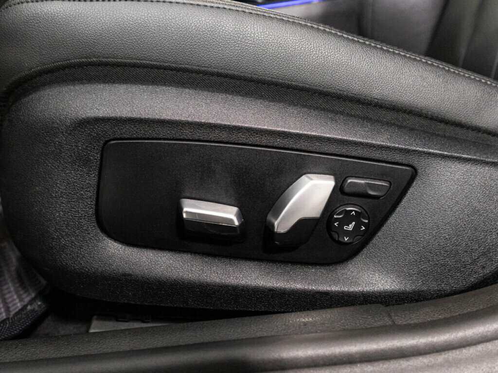 BMW 5 серии 2019 года с пробегом. Фото: #22