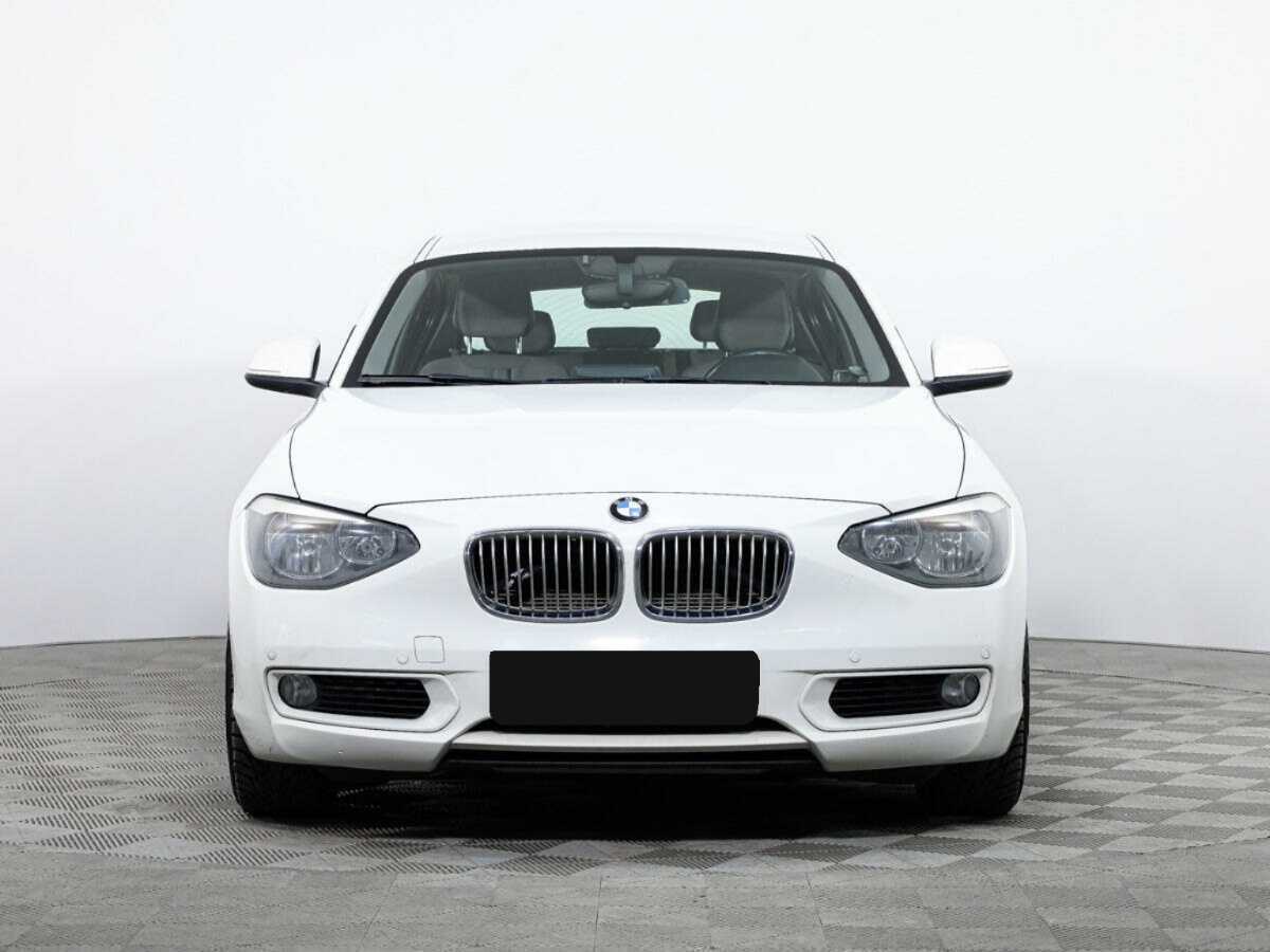 BMW 1 серии 2011 года с пробегом. Фото: #1
