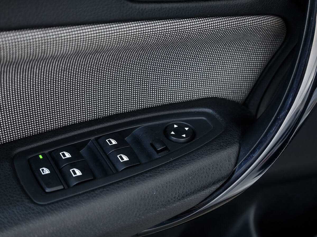 BMW 1 серии 2011 года с пробегом. Фото: #13