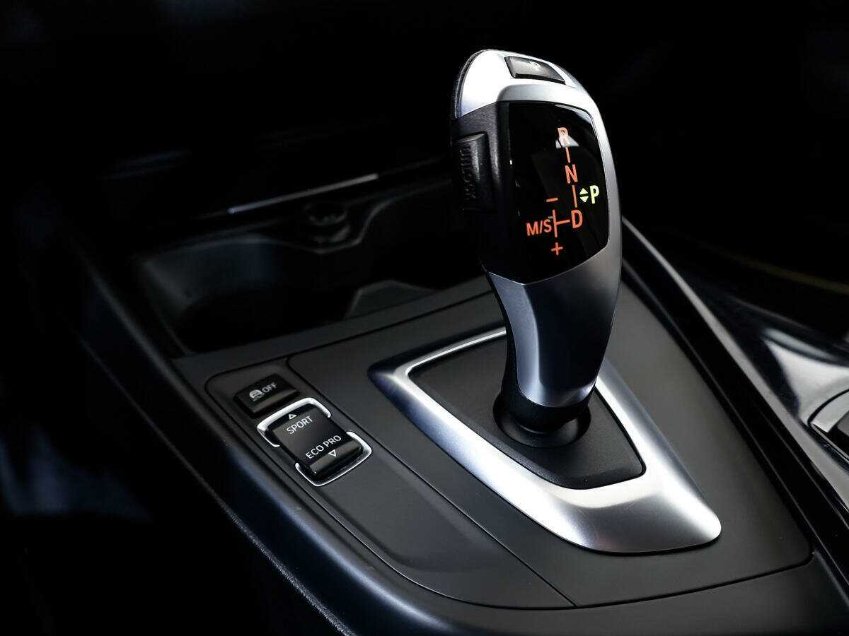 BMW 1 серии 2011 года с пробегом. Фото: #16