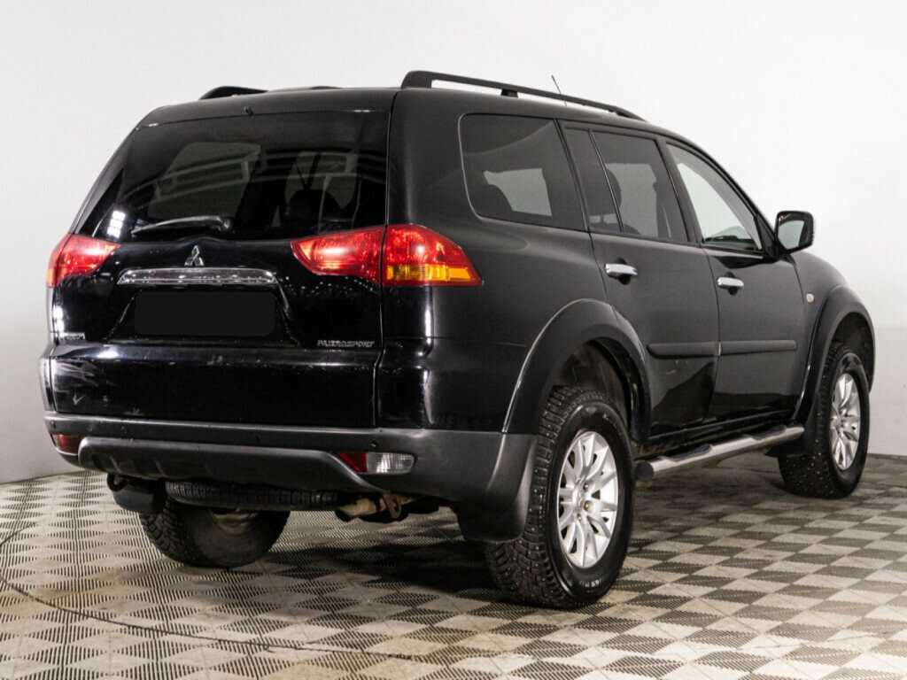 Mitsubishi Pajero Sport 2010 года с пробегом. Фото: #4