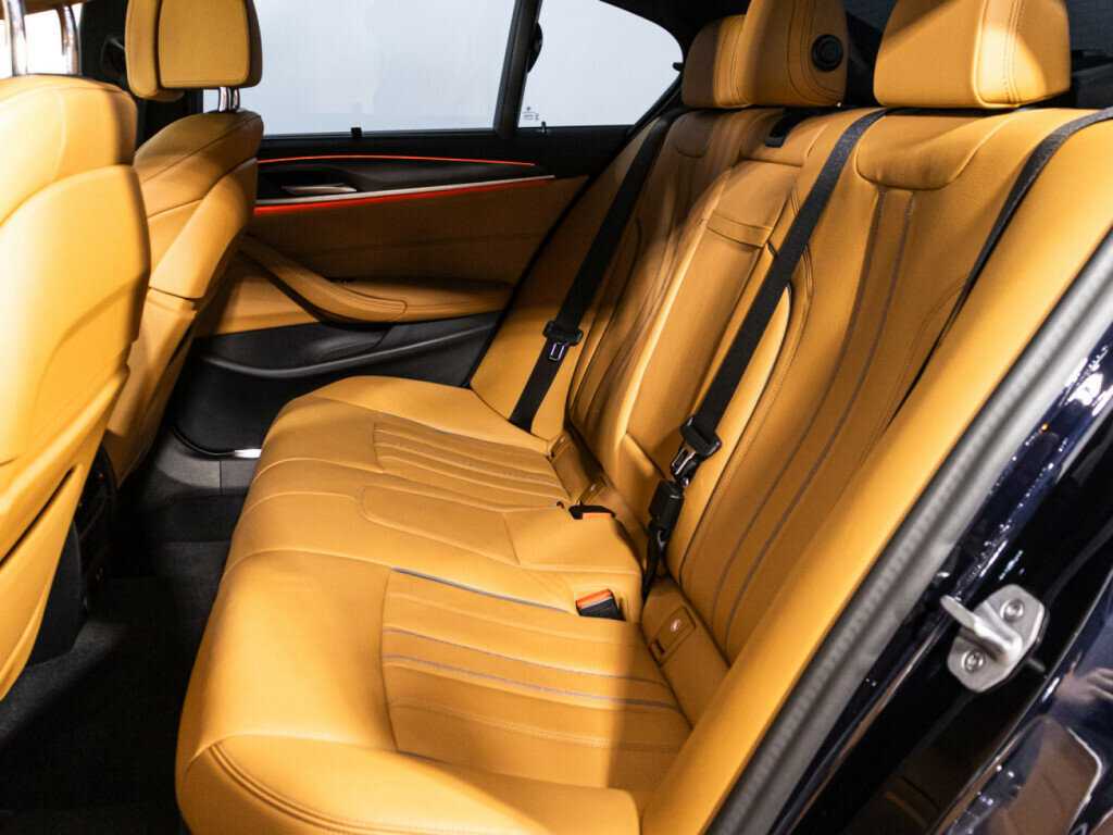 BMW 5 серии 2023 года с пробегом. Фото: #9