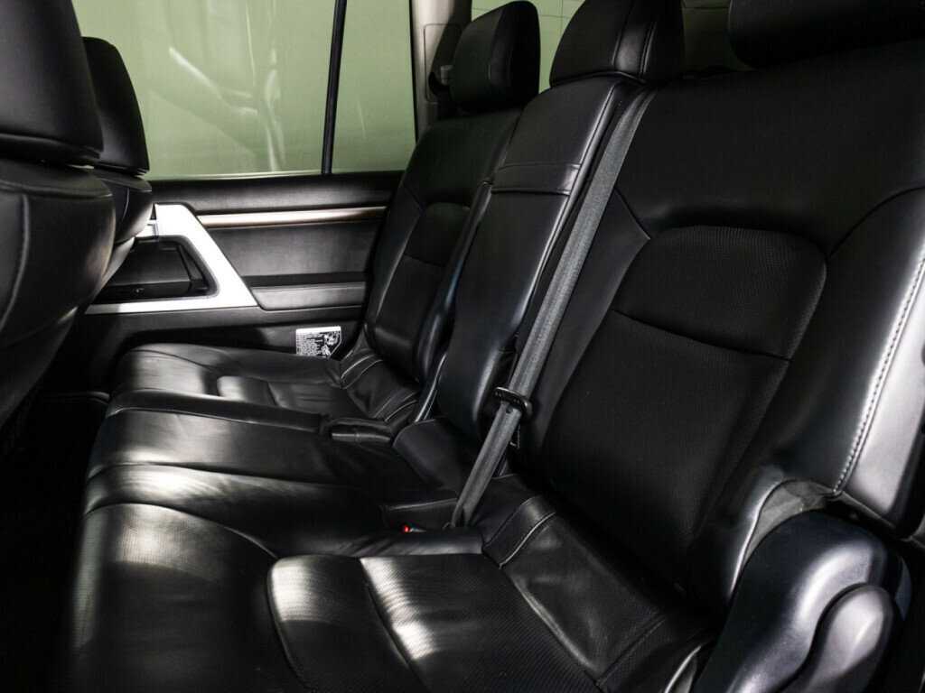 Toyota Land Cruiser 2015 года с пробегом. Фото: #9