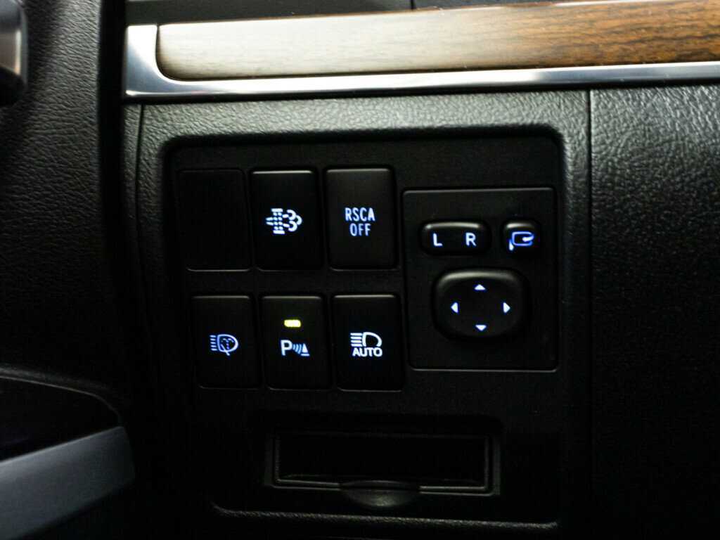 Toyota Land Cruiser 2015 года с пробегом. Фото: #22