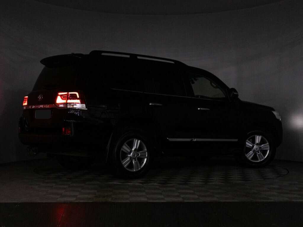 Toyota Land Cruiser 2015 года с пробегом. Фото: #30