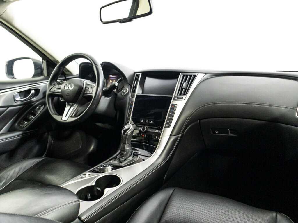 Infiniti Q50 2017 года с пробегом. Фото: #8