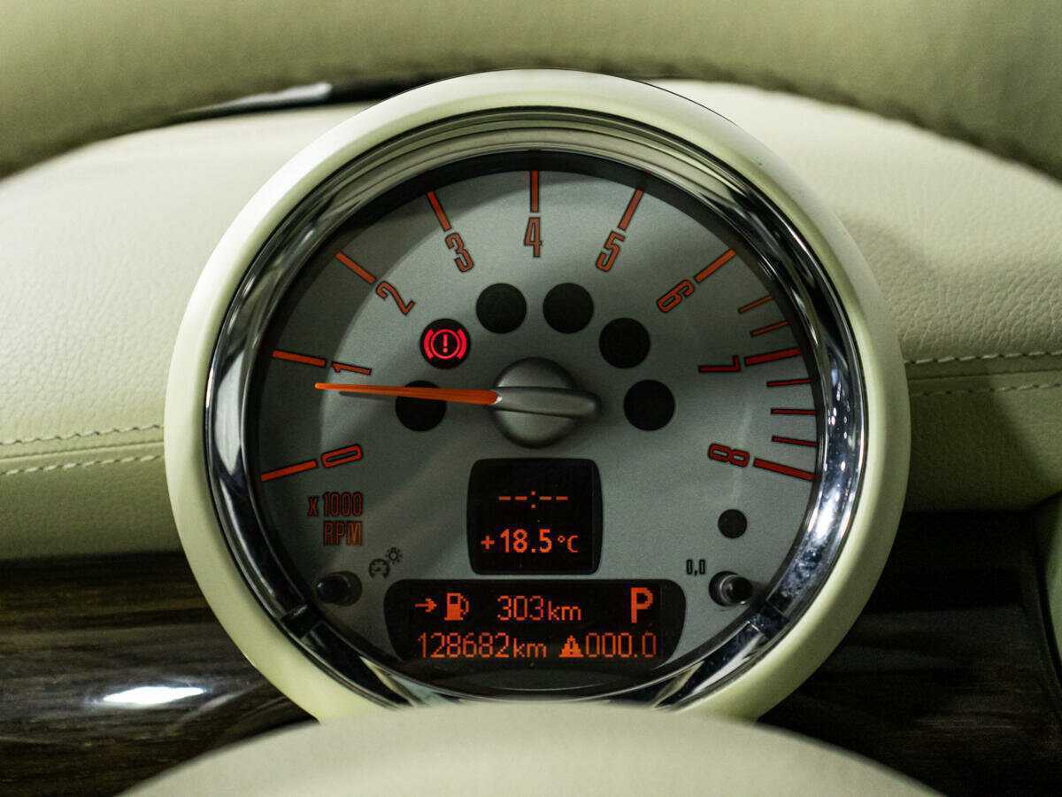 Mini Hatch 2008 года с пробегом. Фото: #10