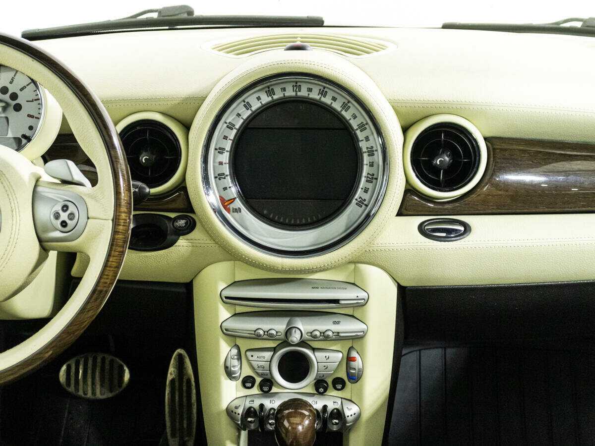 Mini Hatch 2008 года с пробегом. Фото: #12