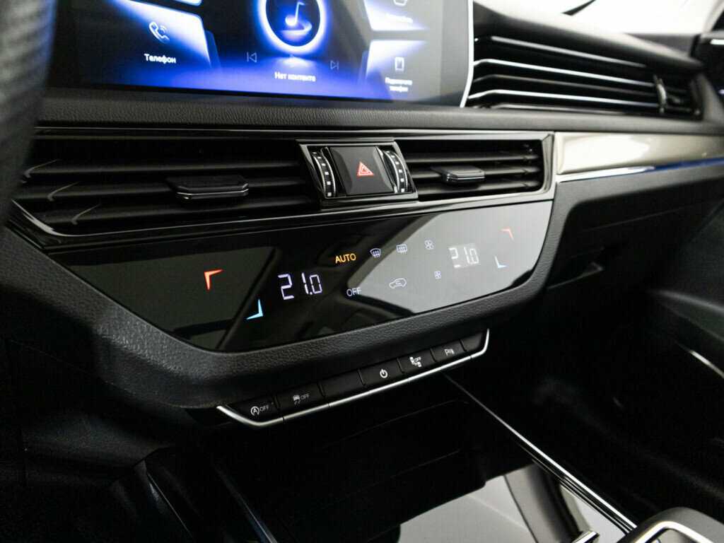 Hongqi HS5 2024 года с пробегом. Фото: #17