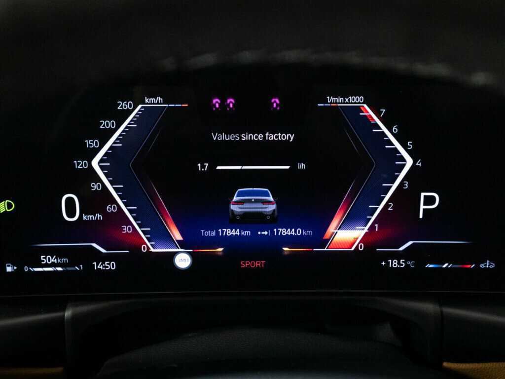 BMW 3 серии 2023 года с пробегом. Фото: #11